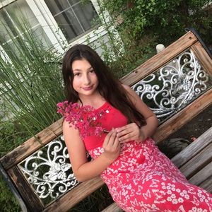 Meet your Posher, Sydnee